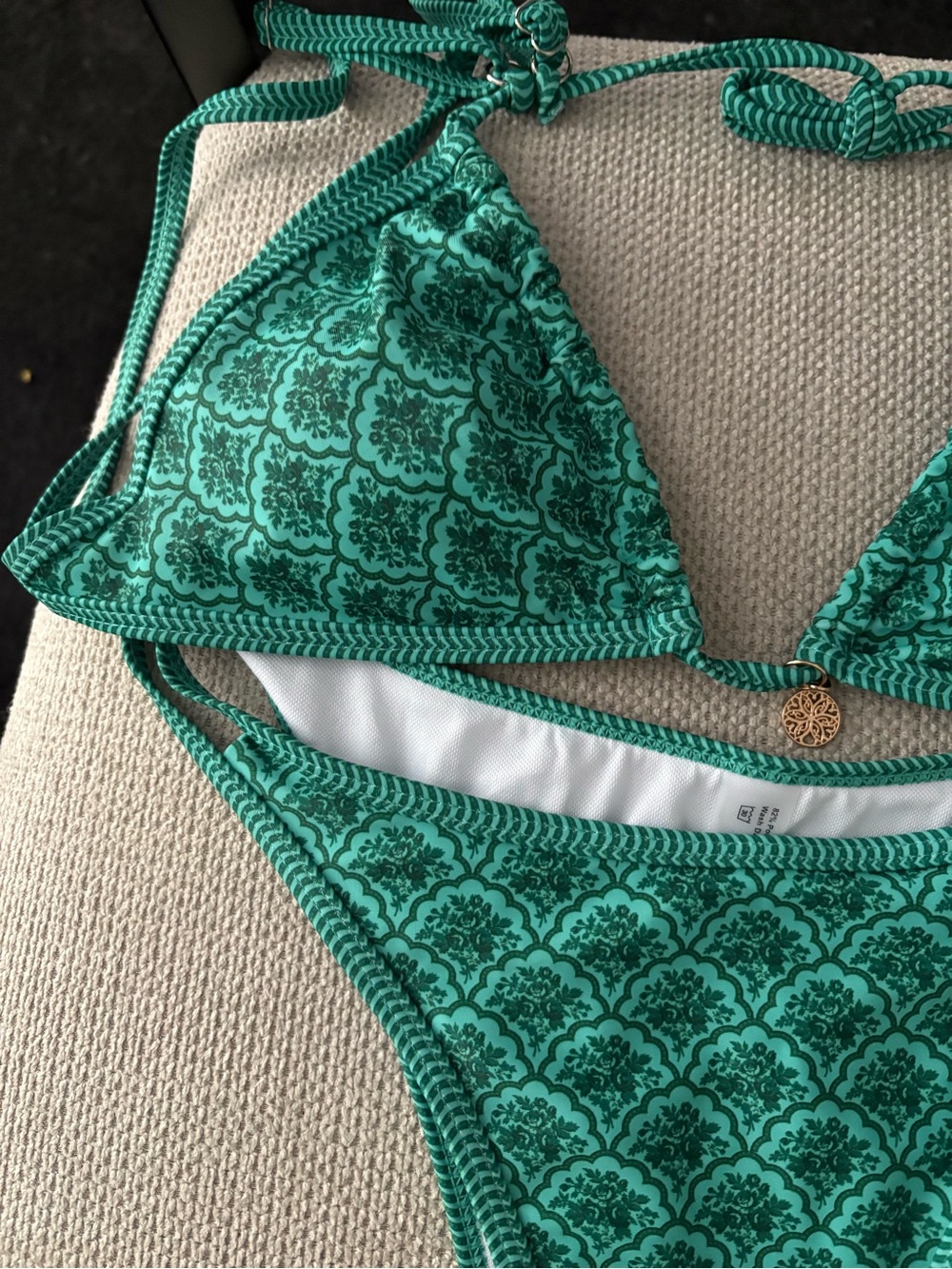 Cupshe Green Patterned Triangle Bikini Set - Picture 2 of 4